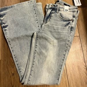 NWT. Judy Blue Flare 5/27